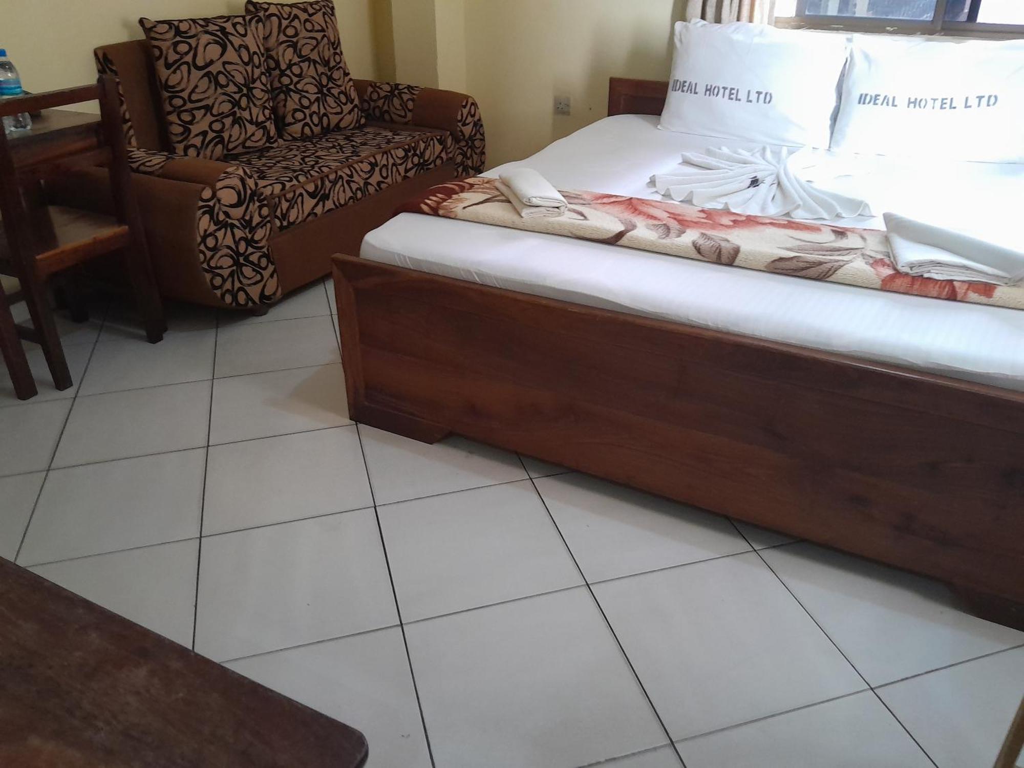 Hotel Ideal Dar es Salaam Esterno foto