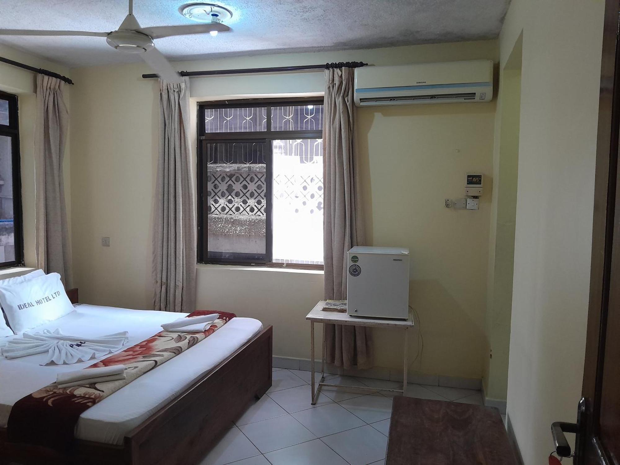 Hotel Ideal Dar es Salaam Esterno foto