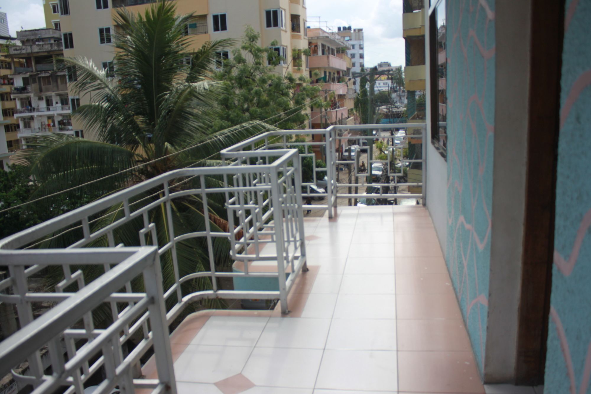 Hotel Ideal Dar es Salaam Esterno foto